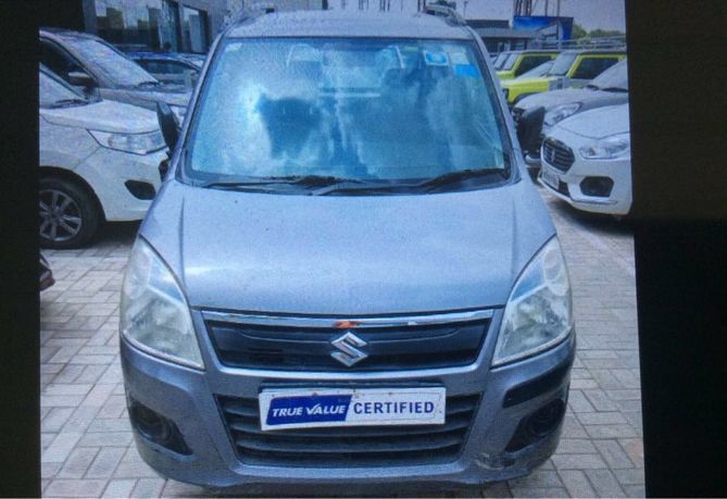Used Maruti Suzuki Wagon R 2016 63133 kms in Agra